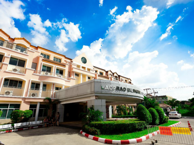 dc6682_51b1f1d80f1f43a593369607c13a5e03-mv2